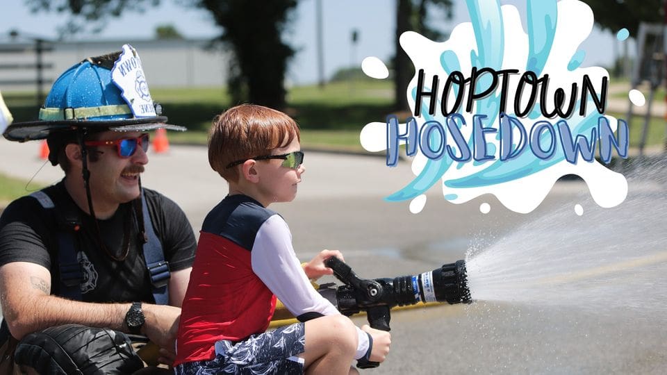 Home | Lite 98.7 FM | Today's Best Mix | Hopkinsville-KY